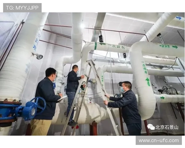 赛道制冰师工作实录:冬奥级别冰面维护标准 赛道制冰师工作实录:冬奥级别冰面维护标准